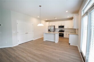 44 Jazz Dr in Pooler, GA - Building Photo - Building Photo