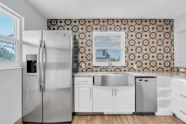 1101 28th St N, Unit A1-260 in St. Petersburg, FL - Foto de edificio - Building Photo