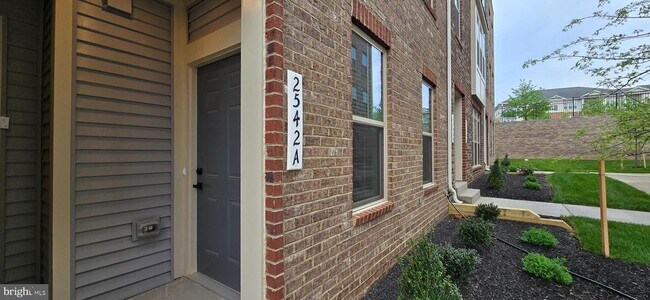 2542 -A Verona Pl in Ellicott City, MD - Building Photo - Building Photo