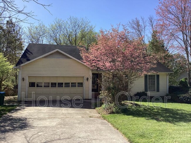 property at 108 Hyacinth Ln
