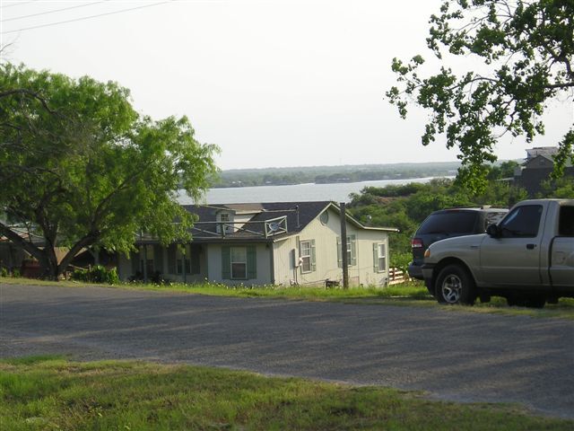 533 S Vista Ln in Sandia, TX - Foto de edificio