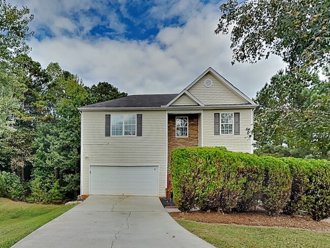property at 5440 Wexford Pass