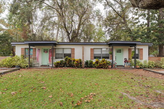 1700-1750 Main St in Atlantic Beach, FL - Building Photo - Building Photo