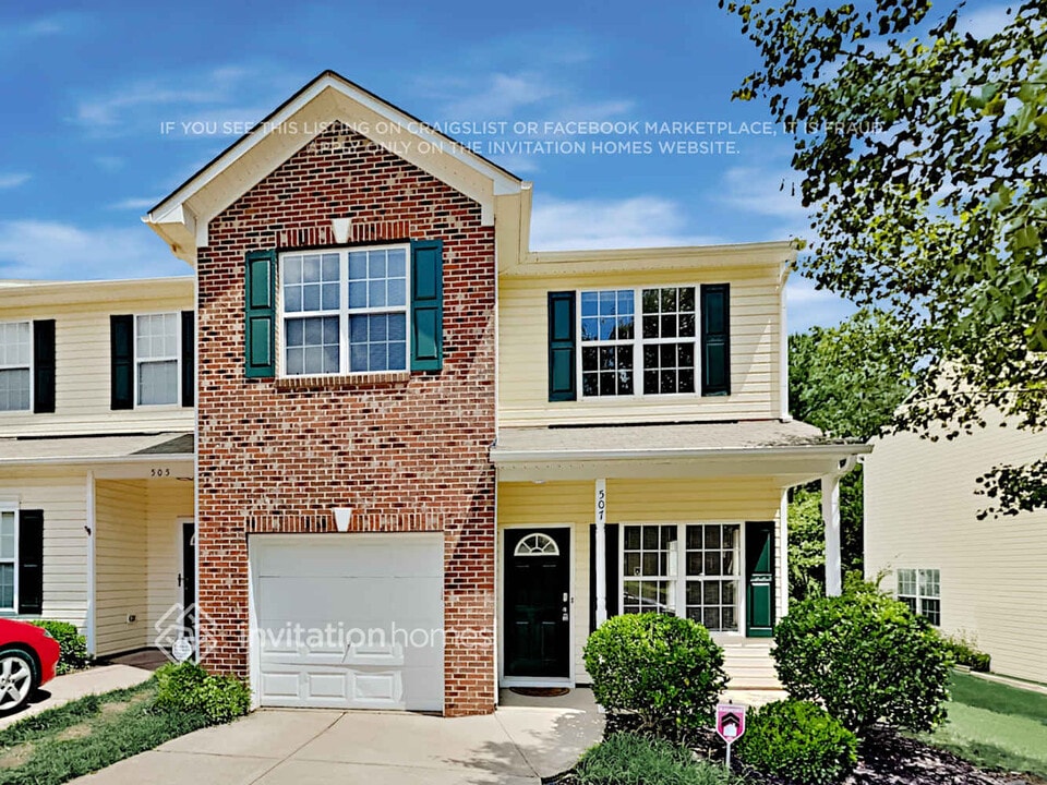 507 Summer Storm Dr in Durham, NC - Foto de edificio