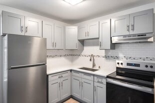 5726 N. Winthrop in Chicago, IL - Building Photo