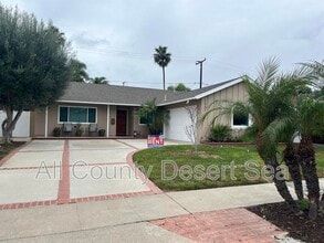 16291 Honolulu Ln in Huntington Beach, CA - Building Photo - Building Photo