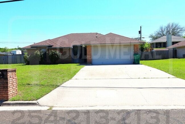 property at 910 Frontier Trail