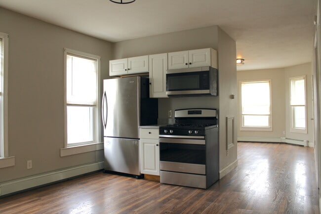 23 Lafayette St, Unit 3, Unit 3