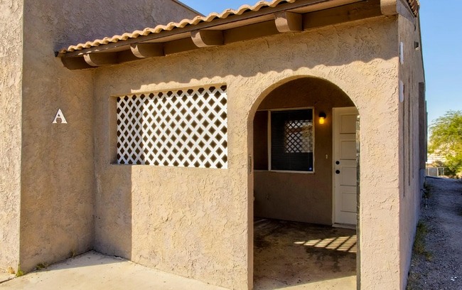 1617 Turquoise Rd, Unit A in Bullhead City, AZ - Building Photo - Building Photo