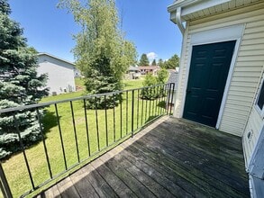 Crown Ridge Apartments in Janesville, WI - Building Photo - Interior Photo