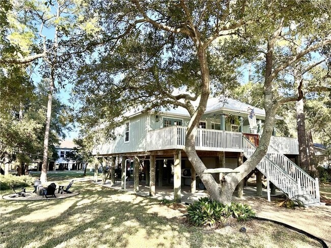 1210 Bienville Blvd in Dauphin Island, AL - Building Photo - Building Photo