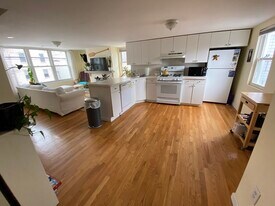 91 5th St in Cambridge, MA - Building Photo