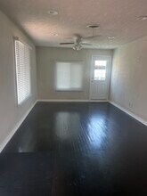 705 Church St, Unit 1stFloorUnit DN in Galveston, TX - Foto de edificio - Building Photo