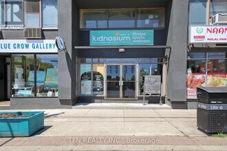 1328 Gerrard St E in Toronto, ON - Building Photo - Building Photo