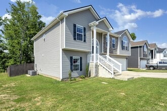 705 Tidwell Dr in Clarksville, TN - Building Photo - Building Photo