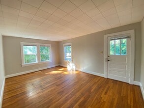 210 E 28th St in Anniston, AL - Building Photo - Building Photo