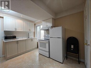 148 Leitchcroft Crescent in Markham, ON - Building Photo - Building Photo