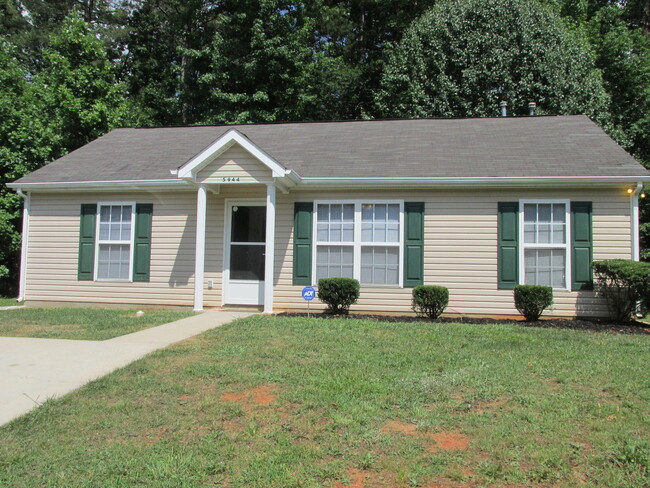 5944 Hamilton Oaks Dr in Charlotte, NC - Building Photo - Building Photo