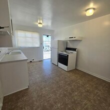 205 Madison St NE in Albuquerque, NM - Building Photo - Building Photo