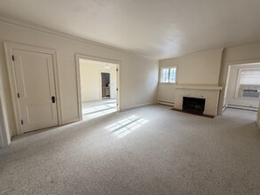 1155 N Cherry St in Galesburg, IL - Building Photo - Building Photo