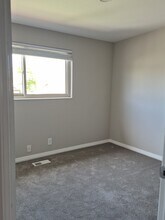 3454 W Brett Ave in West Valley City, UT - Foto de edificio - Building Photo
