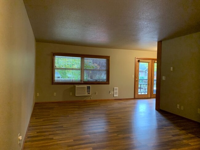 property at 400 W McLoughlin Blvd