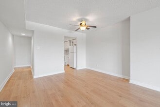 9200 Edwards Way in Hyattsville, MD - Building Photo - Building Photo