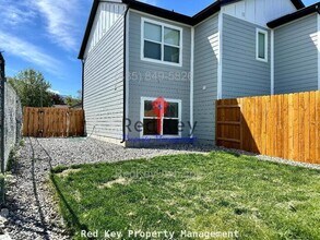 553 Smelter Rd in Tooele, UT - Building Photo - Building Photo