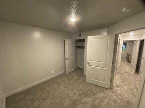 133 Lone Rock Dr in Hurricane, UT - Building Photo - Building Photo