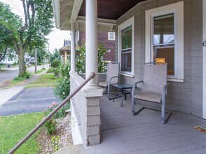 68-70-70 Everett St in Arlington, MA - Building Photo - Building Photo