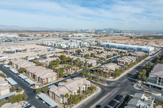 Coronado Palms in Las Vegas, NV - Building Photo - Building Photo