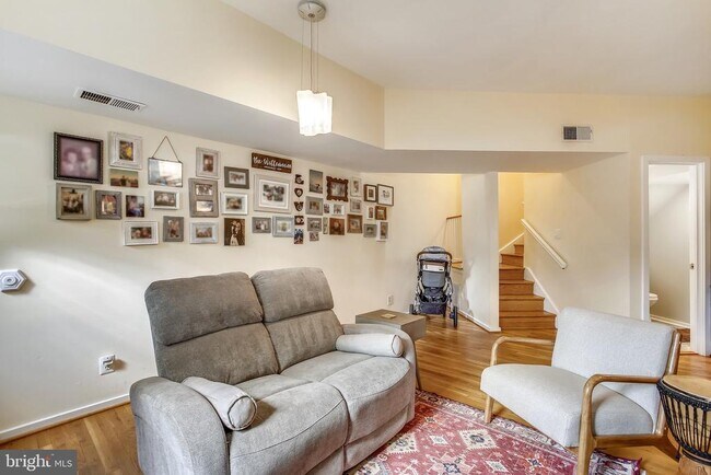 716 Maryland Ave NE in Washington, DC - Building Photo - Building Photo
