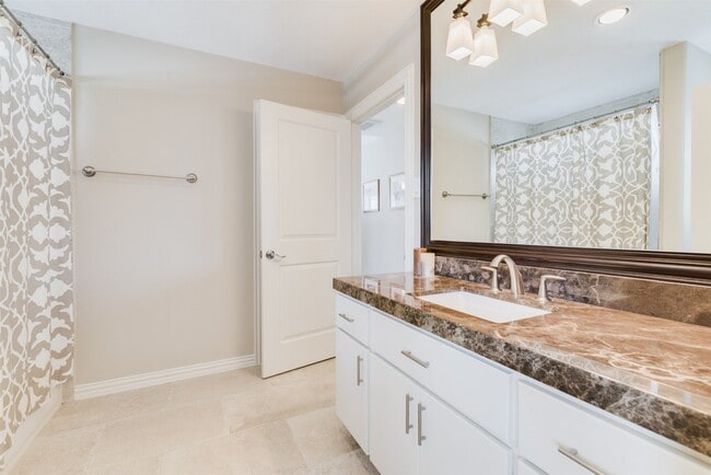 property at 1826 Jade Hollow Ln