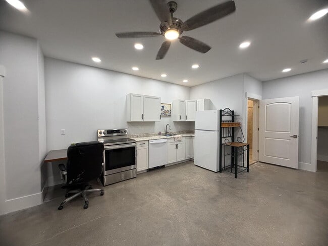 property at 5635 9200