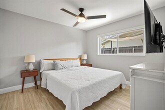 817 NW 30th St in Wilton Manors, FL - Foto de edificio - Building Photo