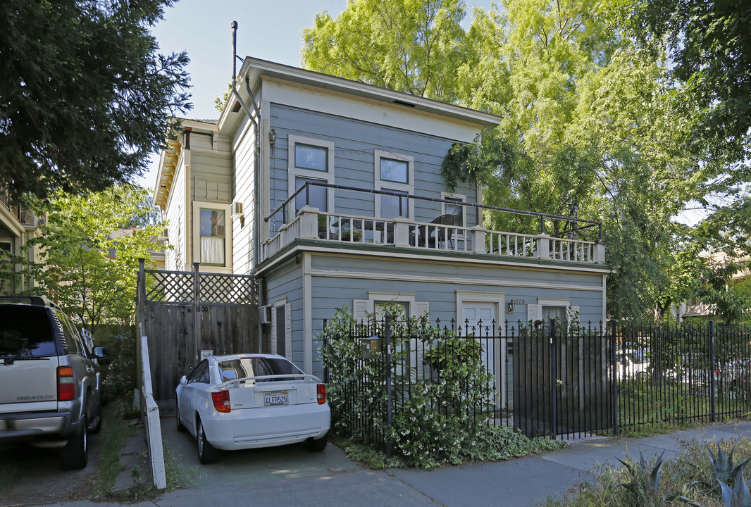 1800 O St in Sacramento, CA - Building Photo