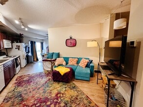 649 Old Hwy 8 in New Brighton, MN - Building Photo - Building Photo