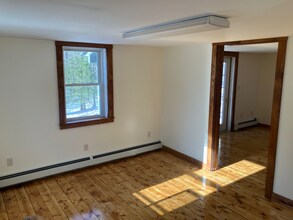 276 Birch Hill Rd in New Durham, NH - Building Photo - Building Photo