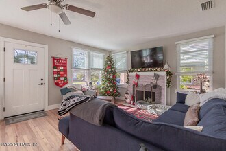 909 Talbot Ave in Jacksonville, FL - Building Photo - Building Photo