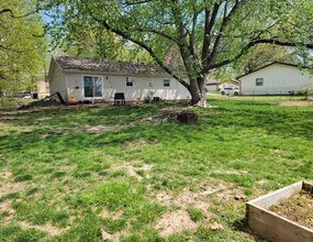 2715 S Franklin Ave in Springfield, MO - Building Photo - Building Photo