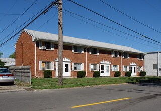 Bennett Court Apartments in Toledo, OH - Foto de edificio - Building Photo