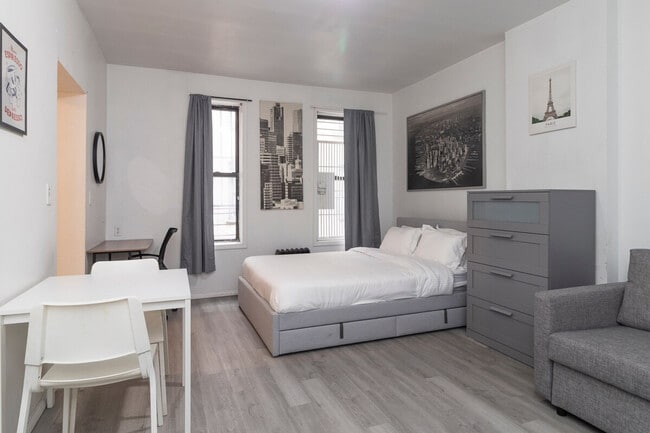 property at 131 E 94th St