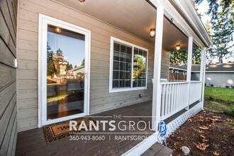 1629 Diamond Loop SE in Lacey, WA - Building Photo - Building Photo