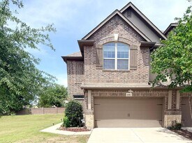 2201 Caniesto St in Plano, TX - Building Photo