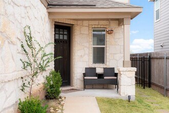 7810 Song Sparrow Dr. in Austin, TX - Building Photo - Building Photo
