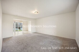 440 Laguna Dr in Moses Lake, WA - Building Photo - Building Photo