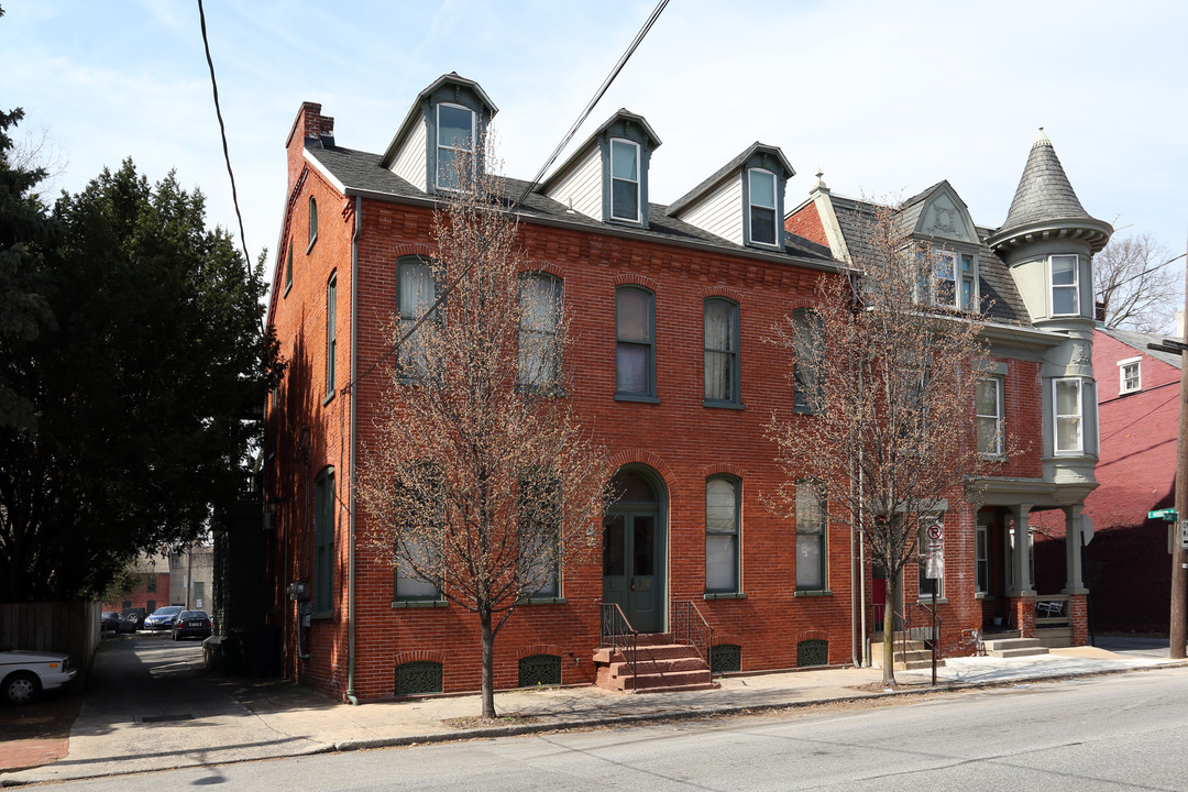 320 N Lime St in Lancaster, PA - Building Photo