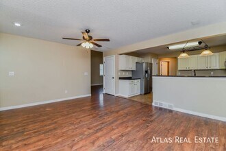 2115 Hibbard Ln in Fountain, CO - Foto de edificio - Building Photo