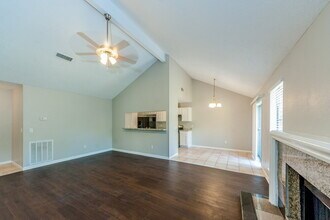 12214 Flaxen Dr in Houston, TX - Building Photo - Building Photo