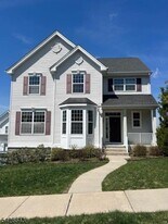 273 Winding Hill Dr in Hackettstown, NJ - Building Photo